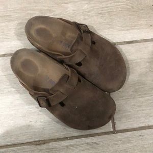 Brown Birkenstock Bostons - 38